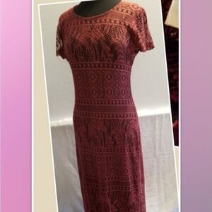 Hourglass size Large maxi dress with slit in back